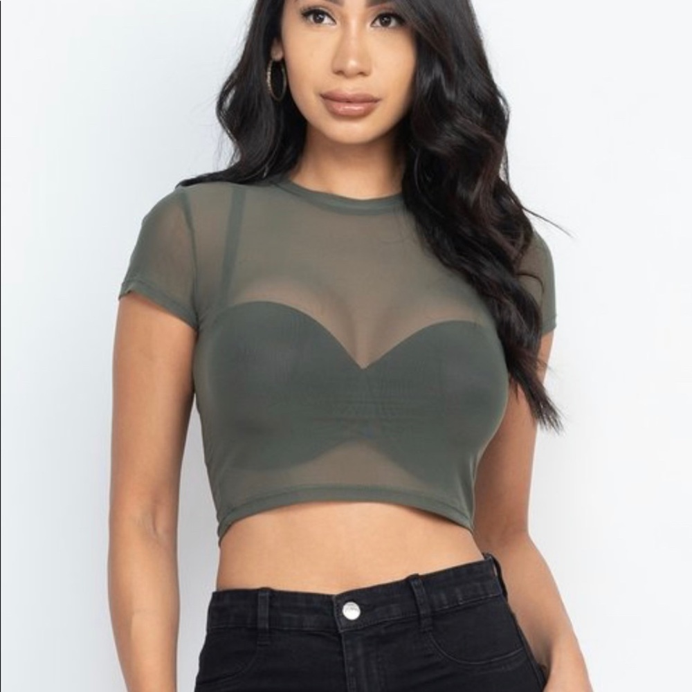NEW ON TRENDY OLIVE SHORT SLEEVE CROPPED TOP SHEER MESH SHIRT - Picture 3 of 7